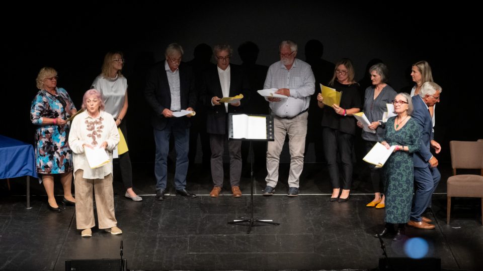 Na Miloslava Dismana se vzpomínalo v rozhovoru i recitačním pásmu a poděkování směřovalo i k dismančecím rodičům, Dismančetem napořád, Archa+, 25. září 2025 | foto: Khalil Baalbaki, Český rozhlas Na Miloslava Dismana se vzpomínalo v rozhovoru i recitačním pásmu a poděkování směřovalo i k dismančecím rodičům, Dismančetem napořád, Archa+, 25. září 2025