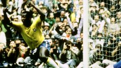 Pelé slaví gól ve finále mistrovství světa 1970 proti Itáli..